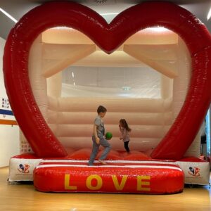LOVE – Bild 3